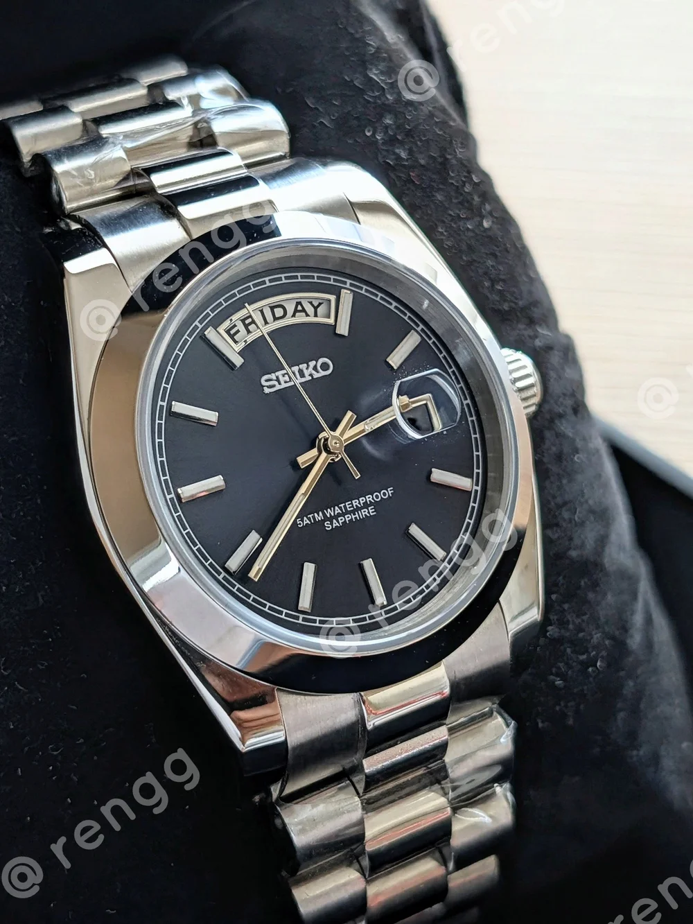 36mm Seiko Men's Stainless Steel Watch - Navy Dial Sapphire